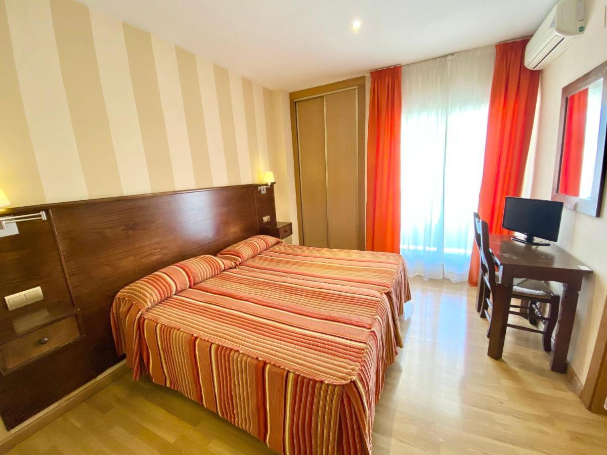 Hotel Fernando IV Martos Esterno foto